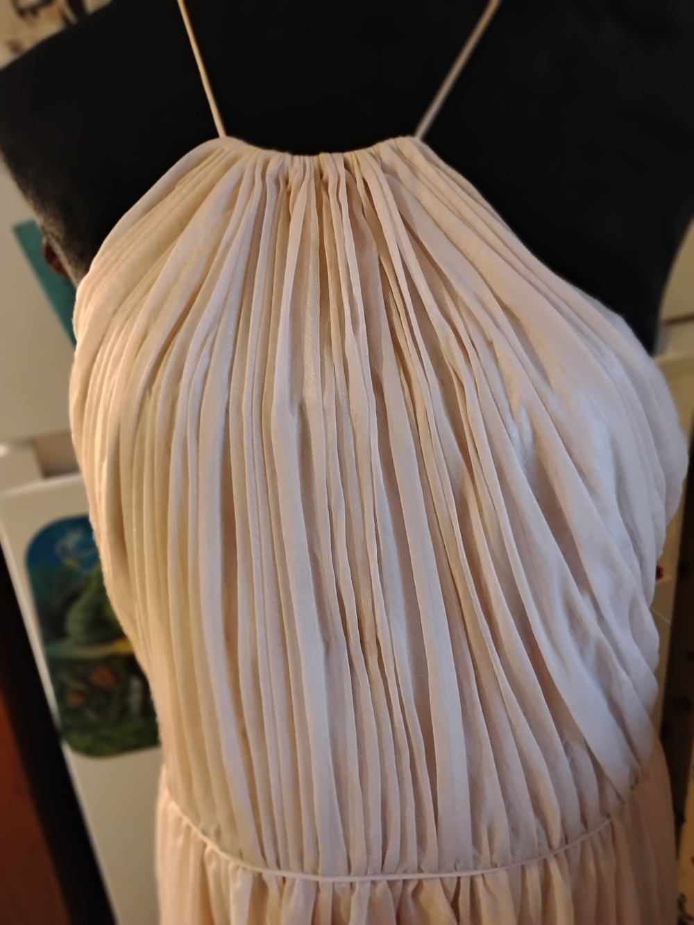 Vera Wang Strapless Pleated Chiffon Dress - Cream Sz. ,12